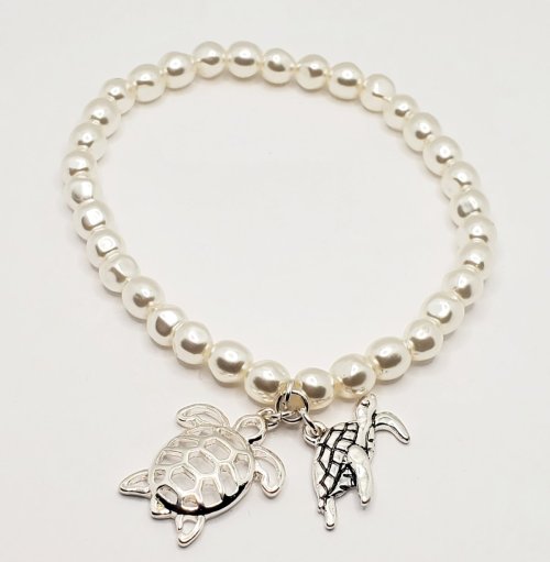 Pearl Turtle Charm Bracelet 