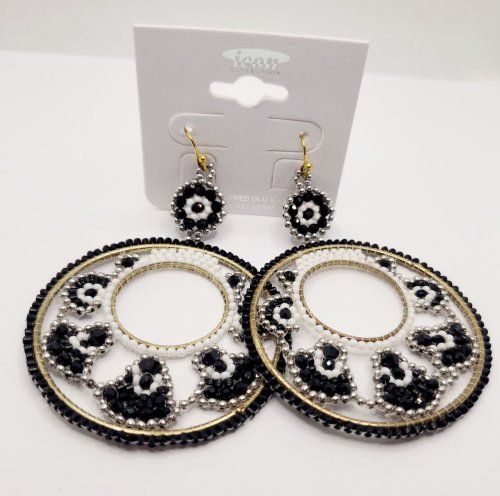 Black and White Beaded Earring