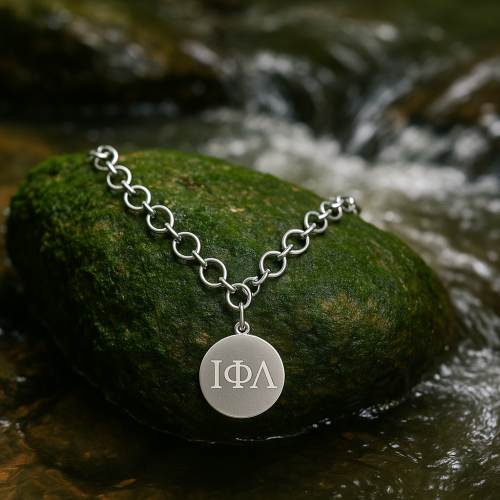 Iota Necklace 